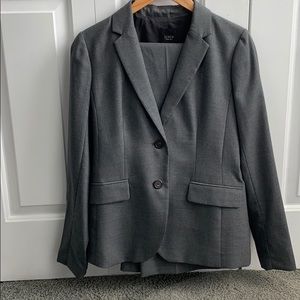 J Crew Super 120’s Woman’s Suit